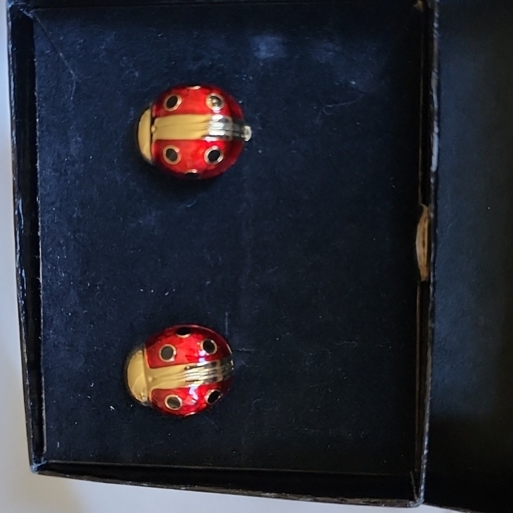NEAT PRE-OWNED JOAN RIVERS LADYBUG CLIP EARRINGS